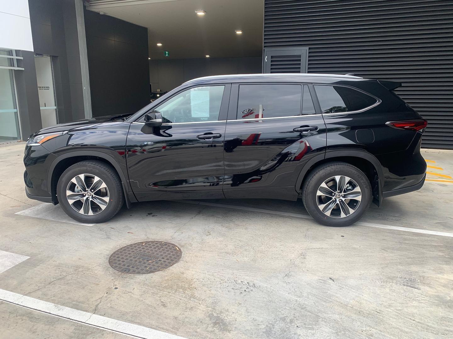 2025 Toyota Kluger GXL — photo 3