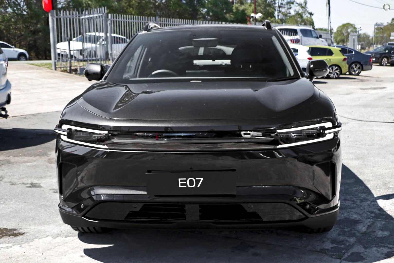2026 Deepal E07 — photo 2