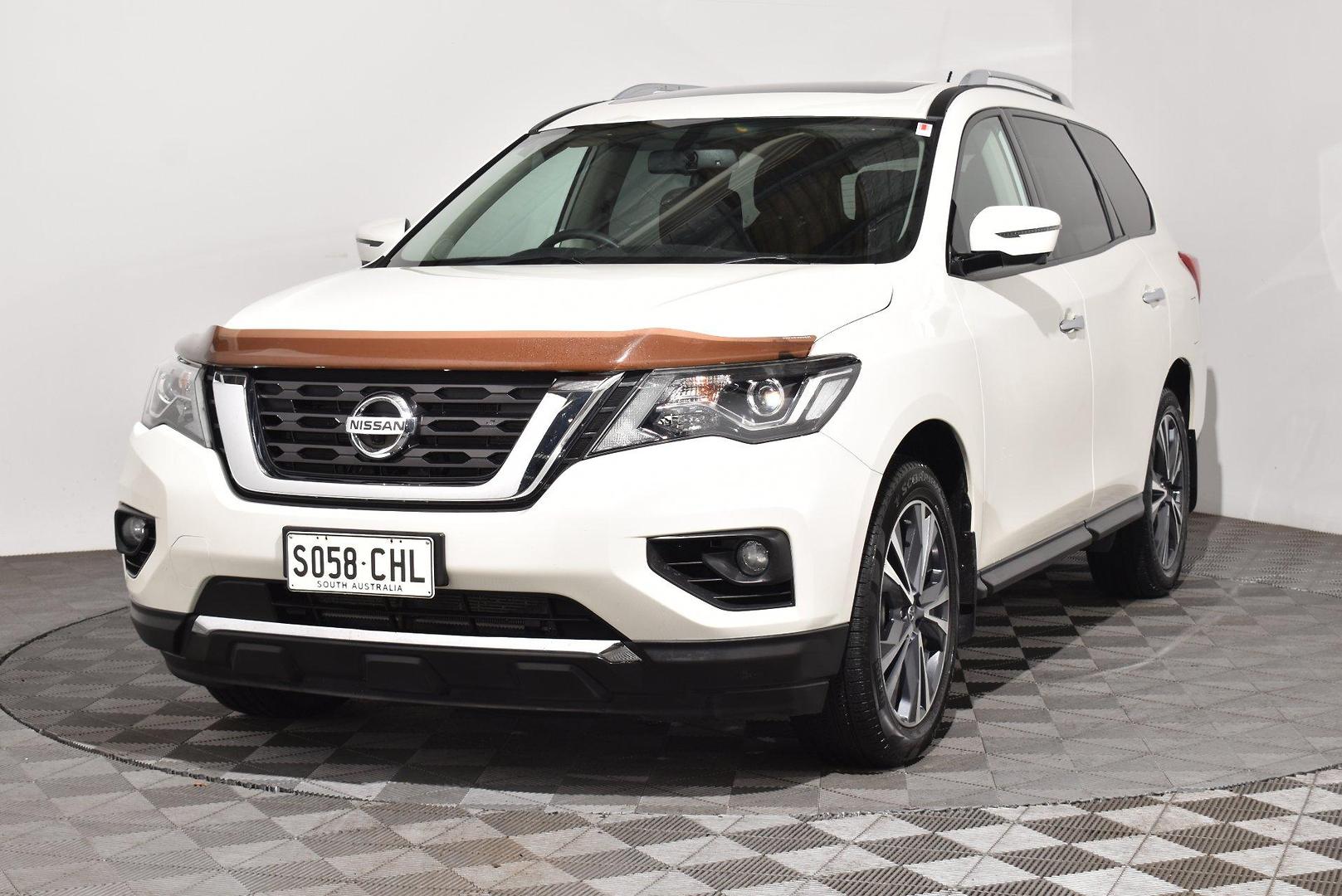 2020 Nissan Pathfinder Ti — photo 13