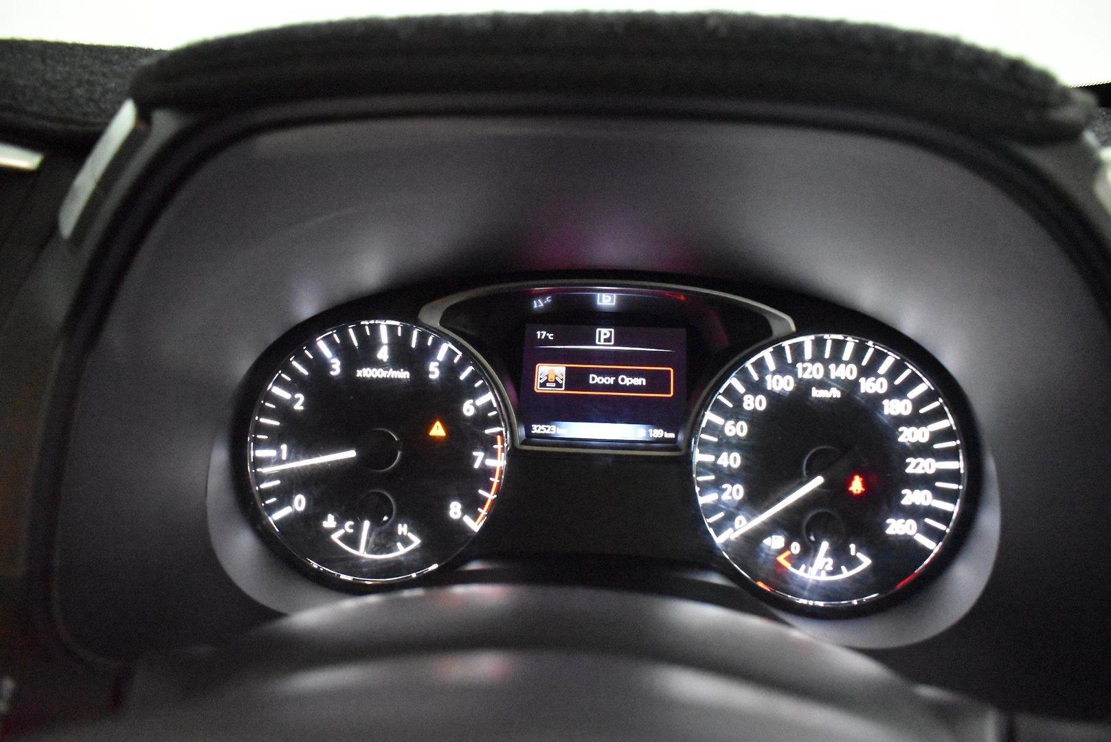 2020 Nissan Pathfinder Ti — photo 25