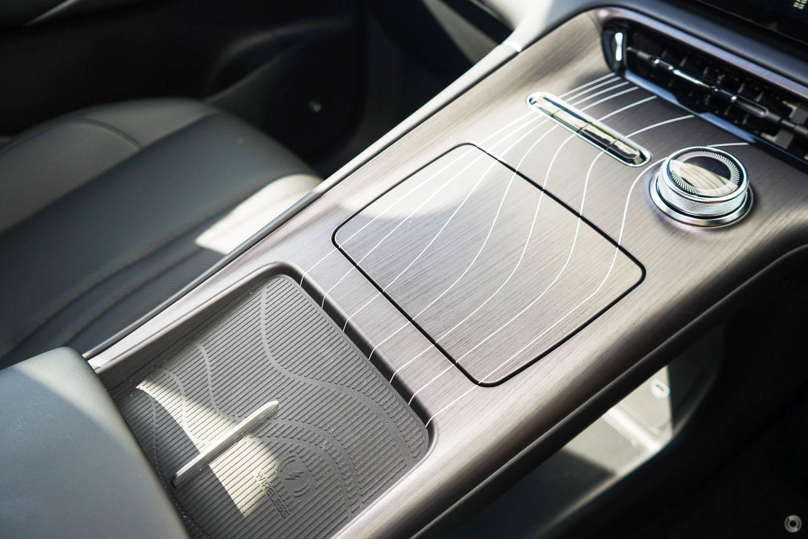 2025 Geely Starray EM-i Inspire — photo 15