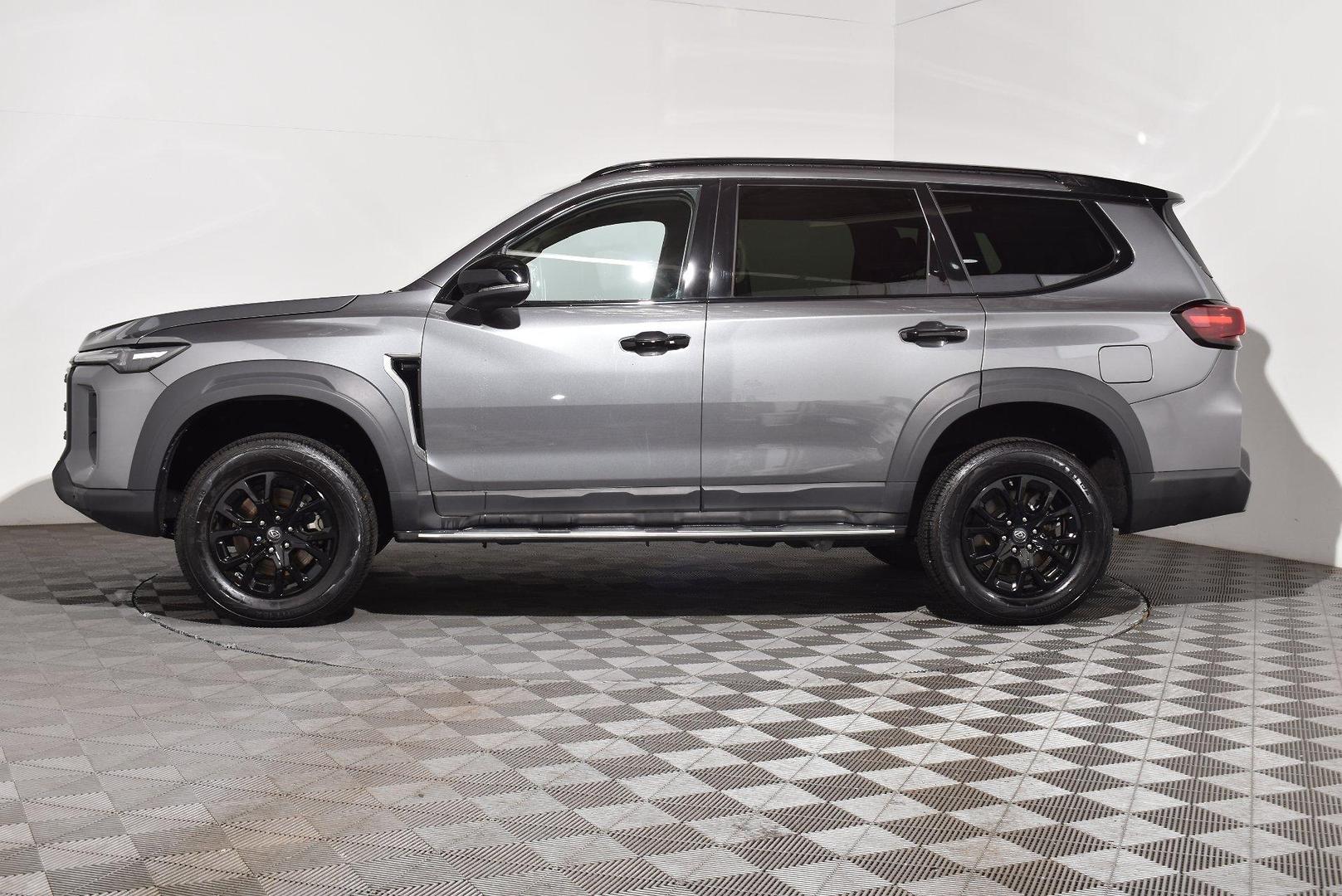 2025 LDV D90 Executive — photo 11