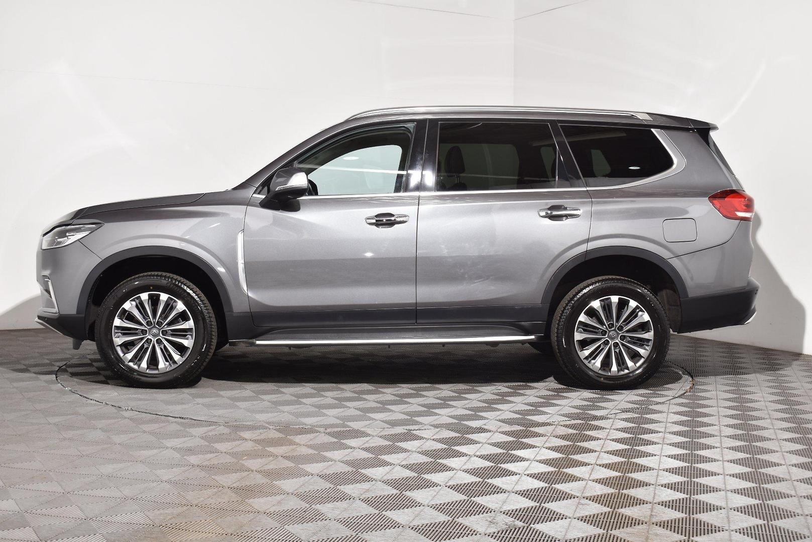 2022 LDV D90 Executive — photo 11