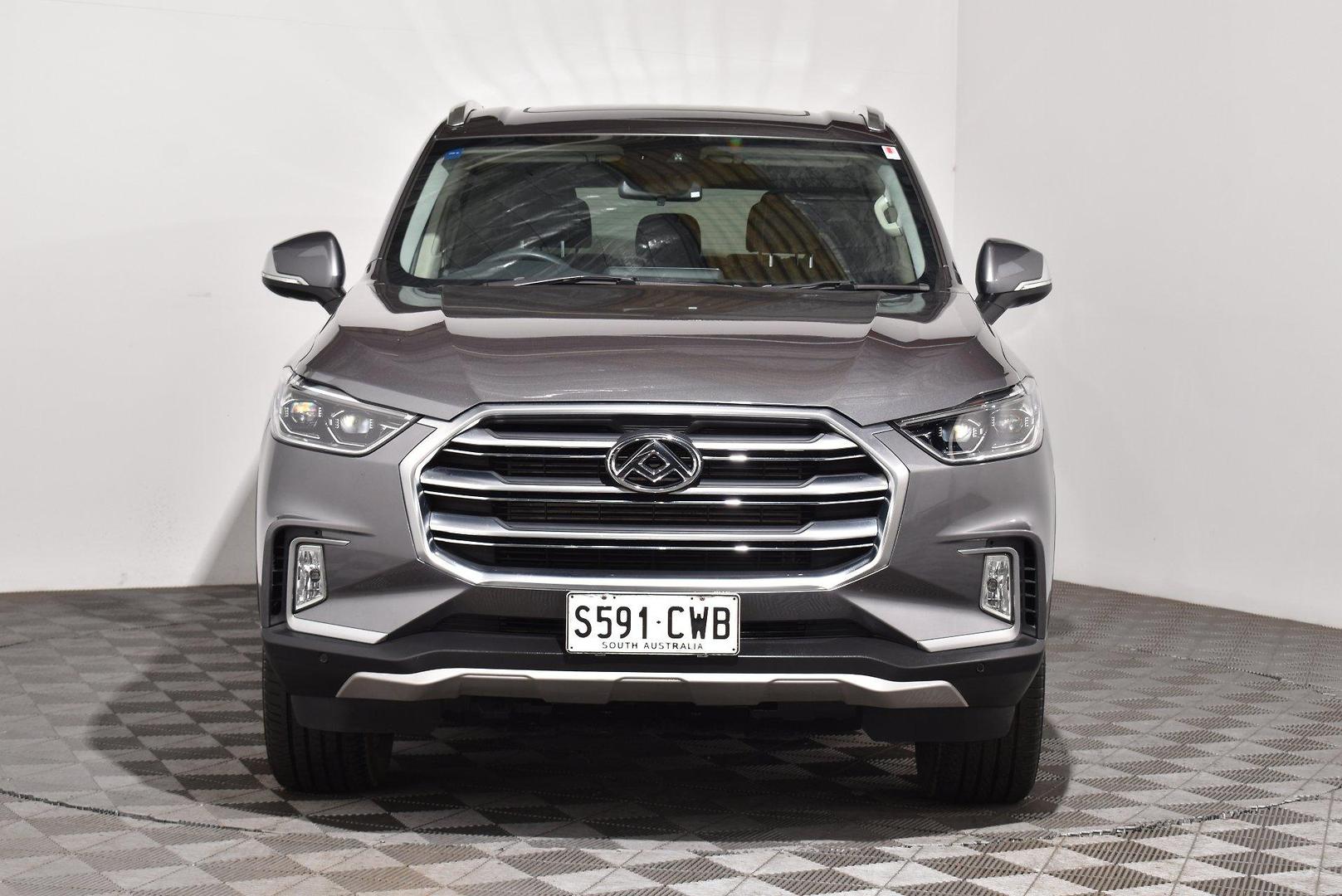 2022 LDV D90 Executive — photo 3