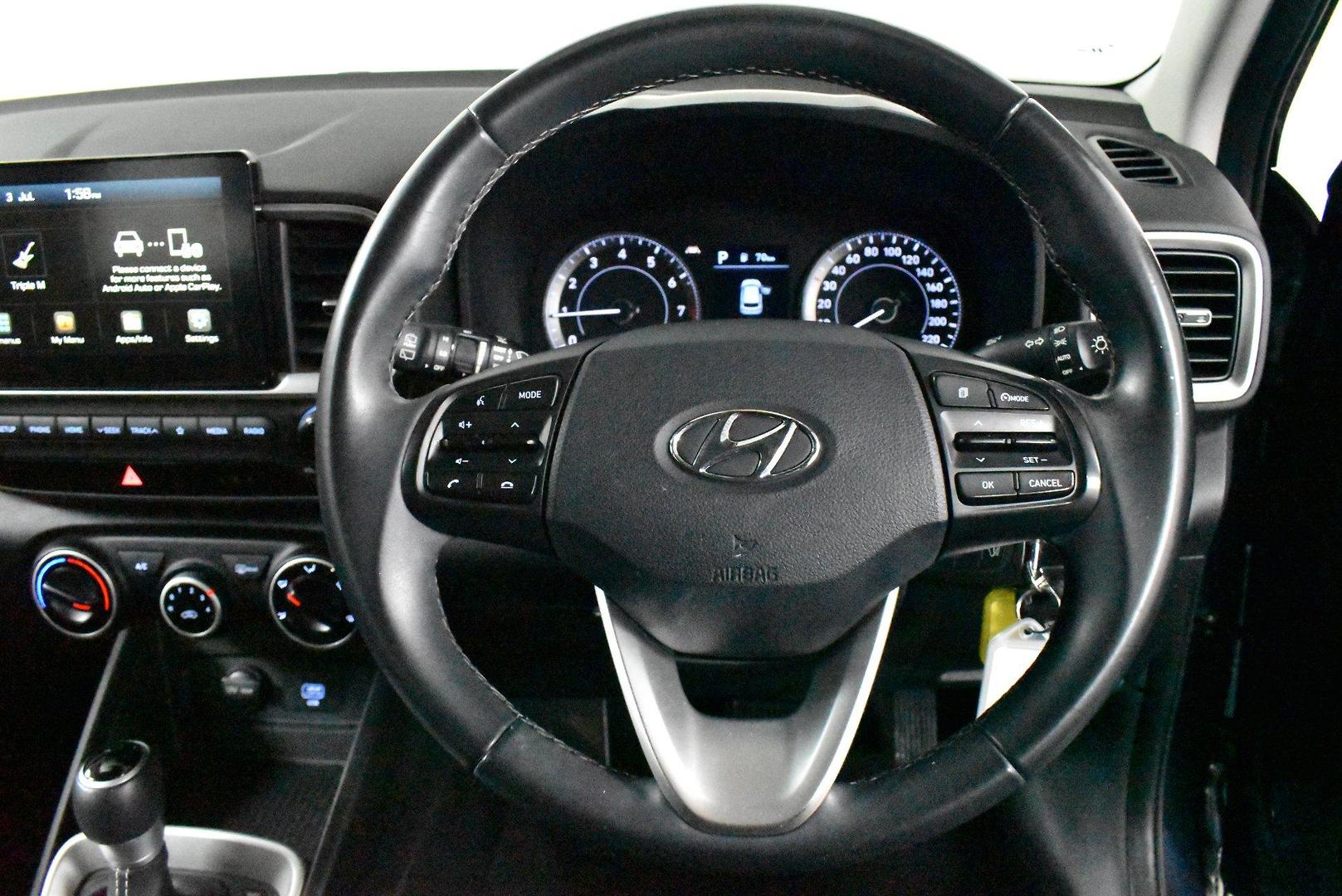 2020 Hyundai Venue Active — photo 5