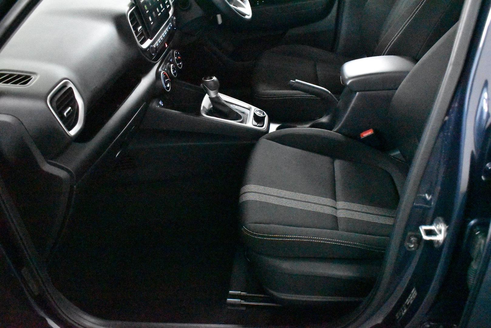 2020 Hyundai Venue Active — photo 7