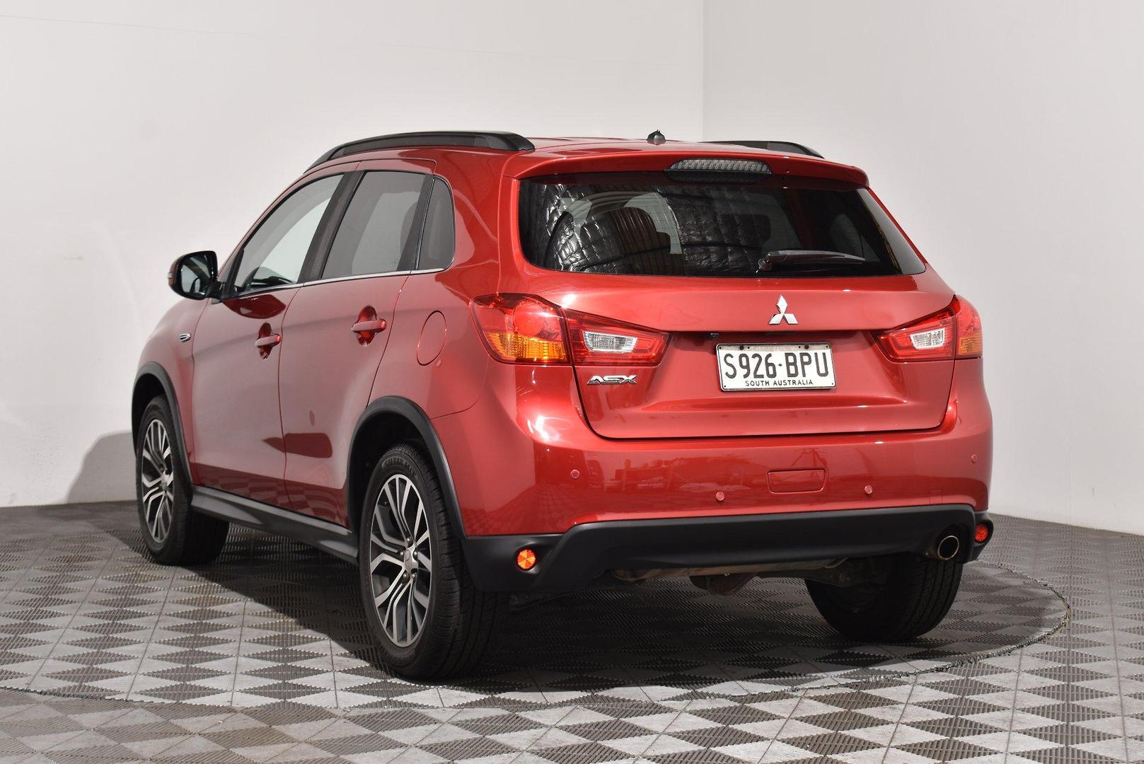 2016 Mitsubishi ASX LS — photo 2