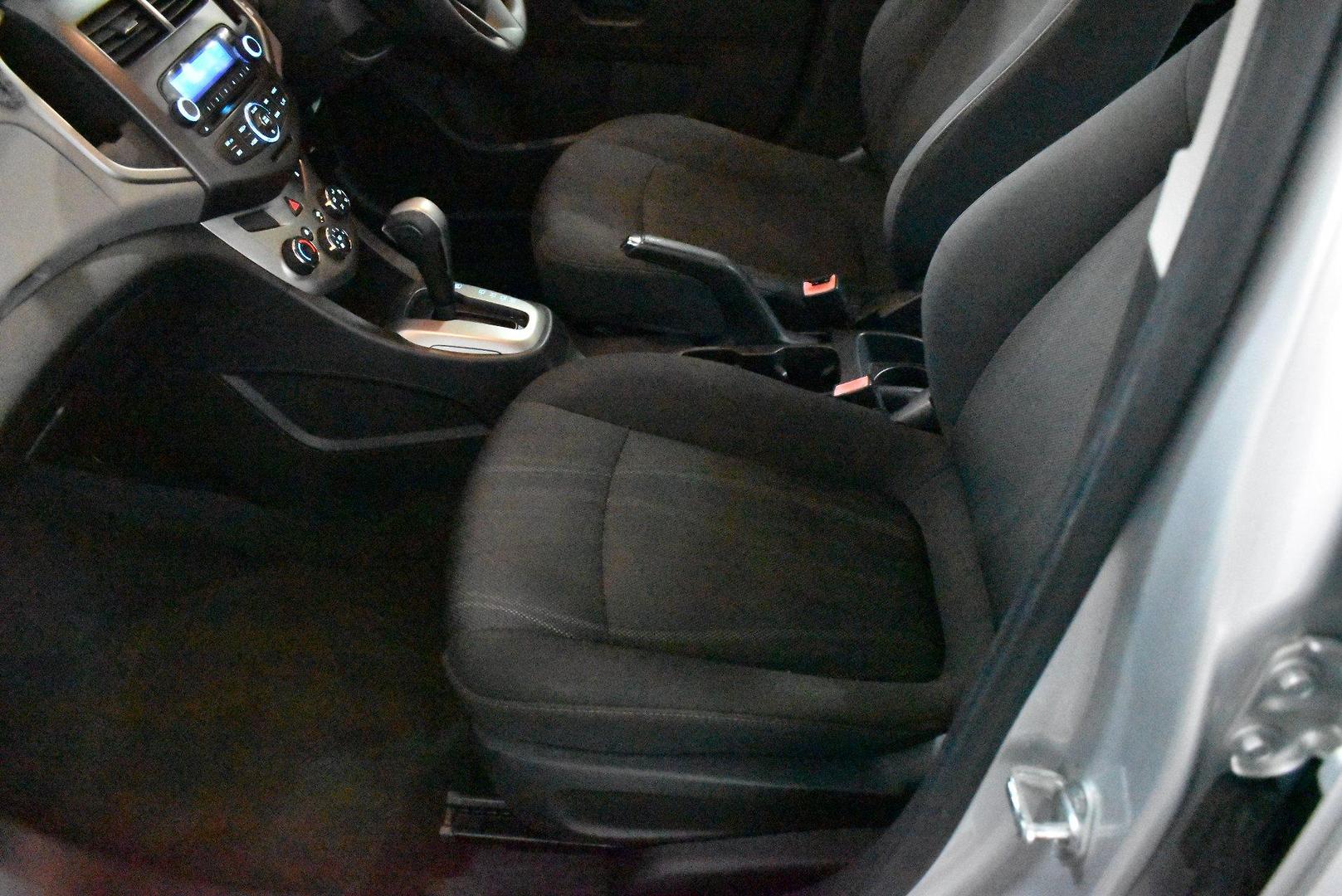 2013 Holden Barina CD — photo 7
