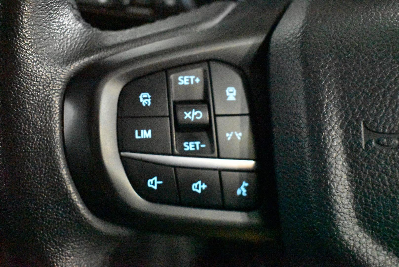 2023 Ford Everest Sport — photo 21