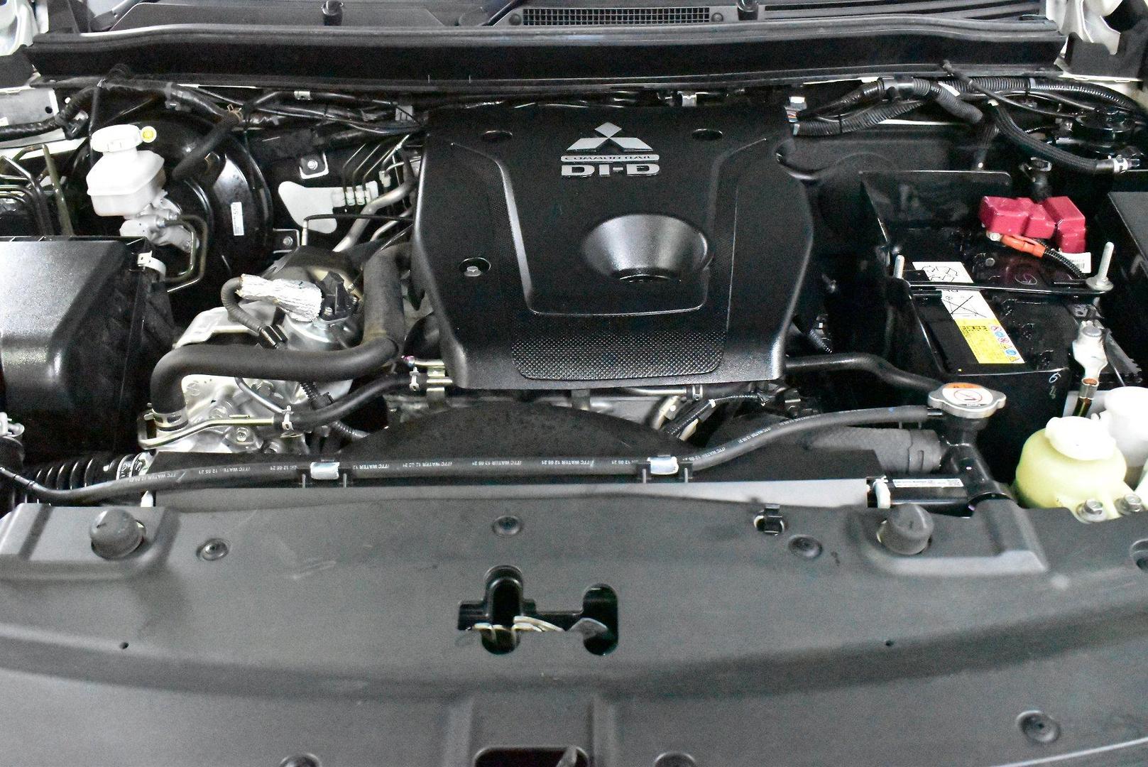 2021 Mitsubishi Triton GLS — photo 17