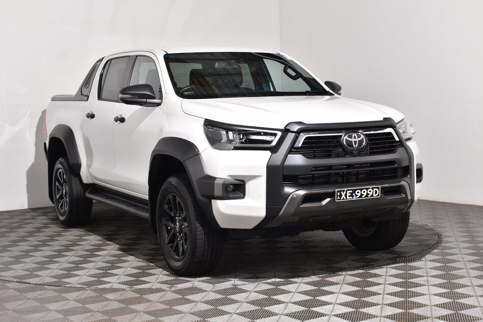 2024 Toyota Hilux Rogue 48V — photo 1
