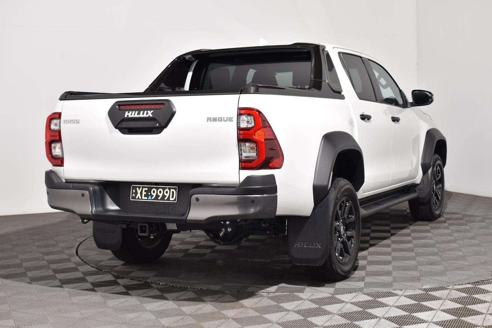 2024 Toyota Hilux Rogue 48V — photo 14