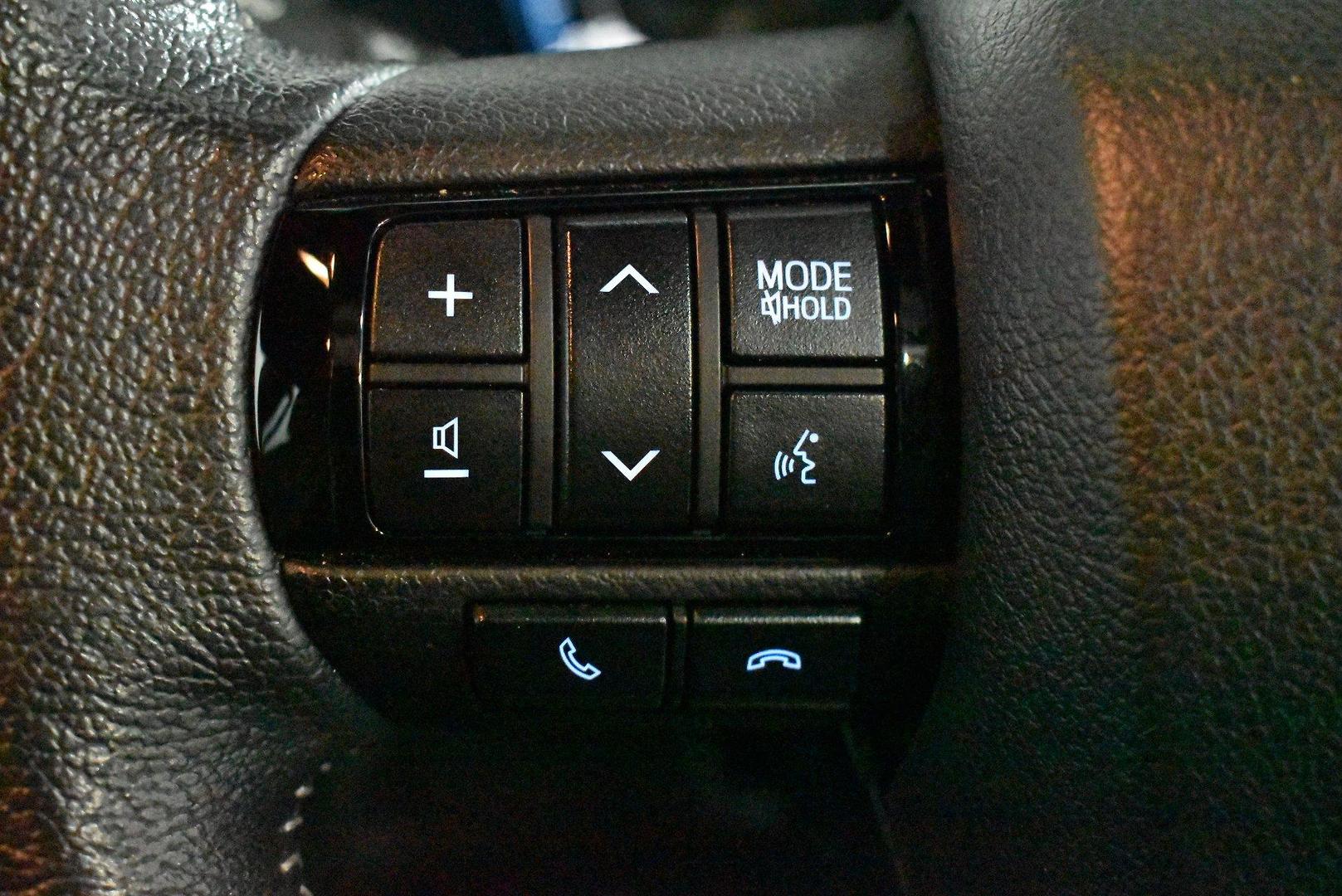 2024 Toyota Hilux Rogue 48V — photo 21