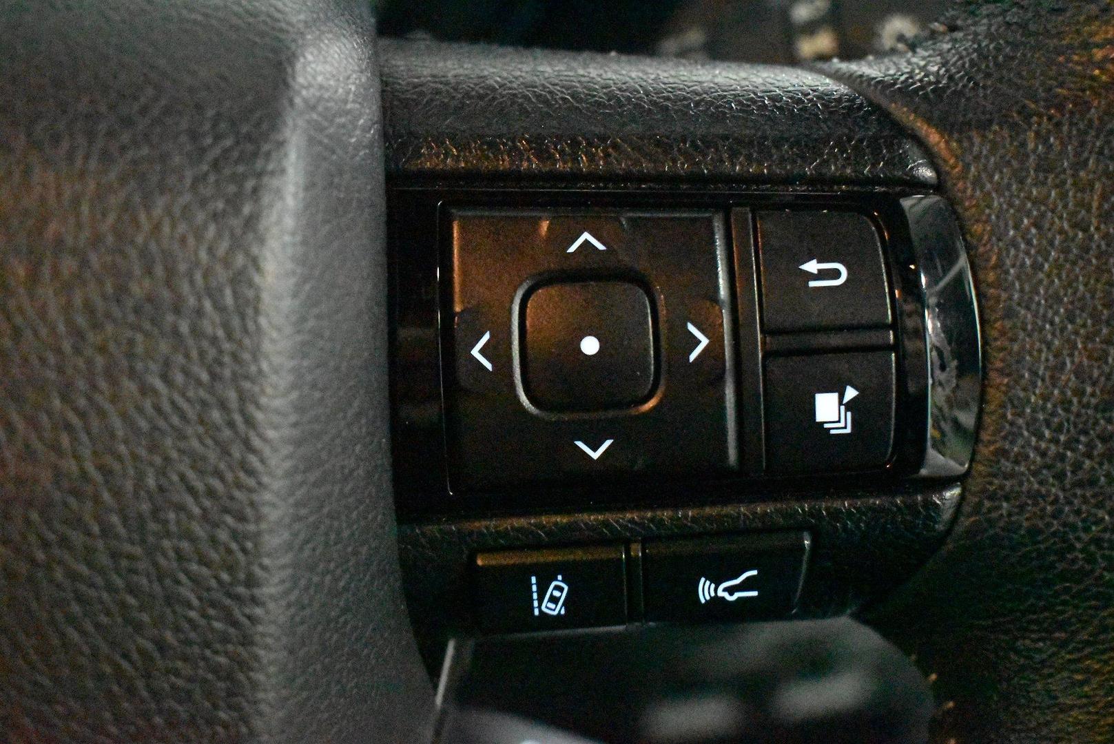 2024 Toyota Hilux Rogue 48V — photo 22