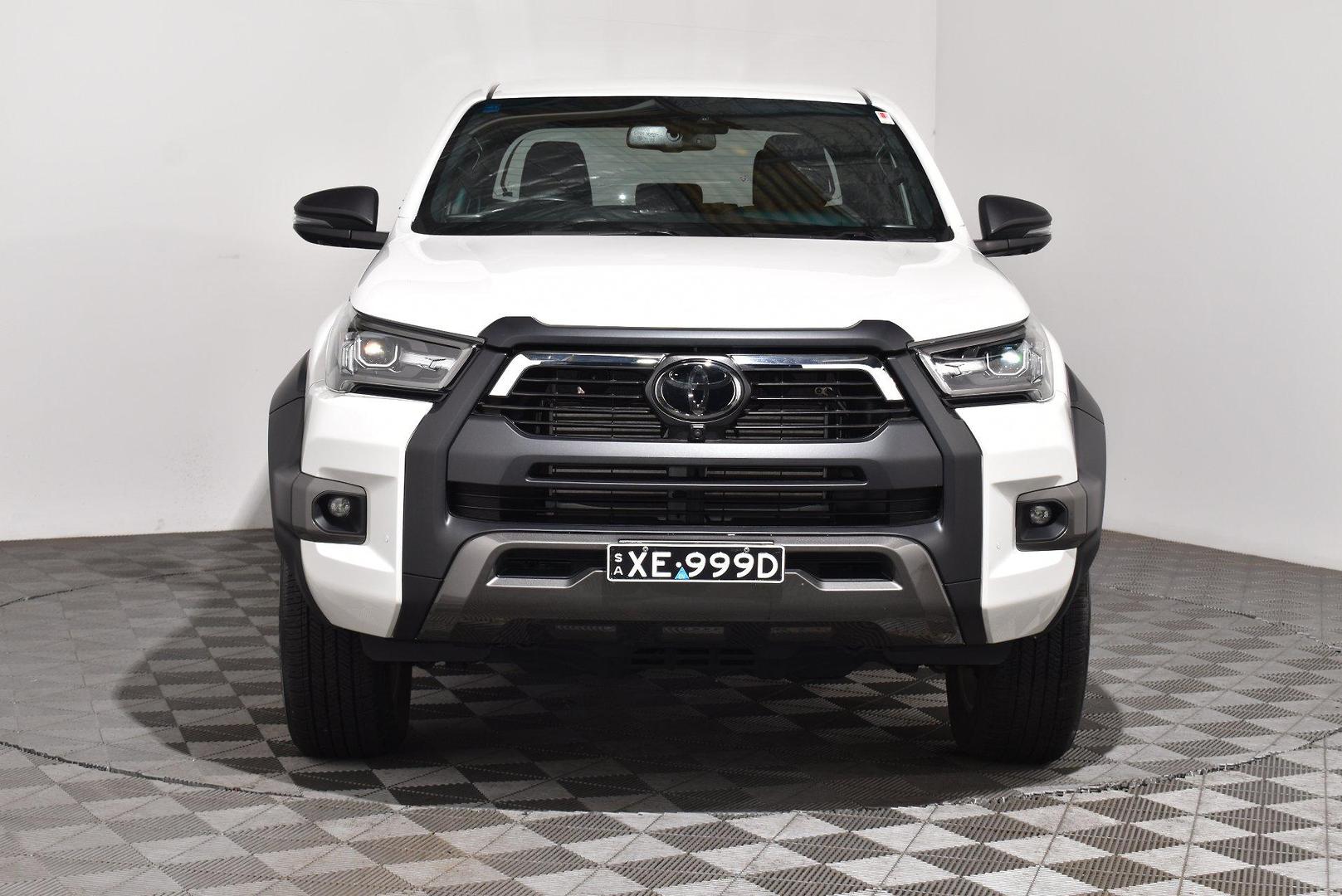 2024 Toyota Hilux Rogue 48V — photo 3