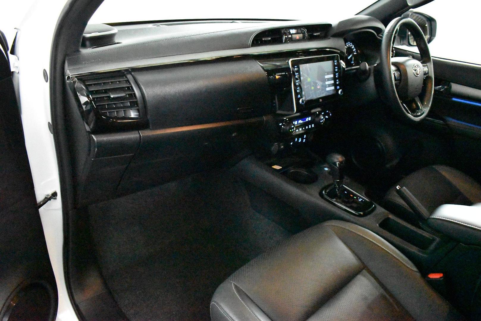 2024 Toyota Hilux Rogue 48V — photo 6
