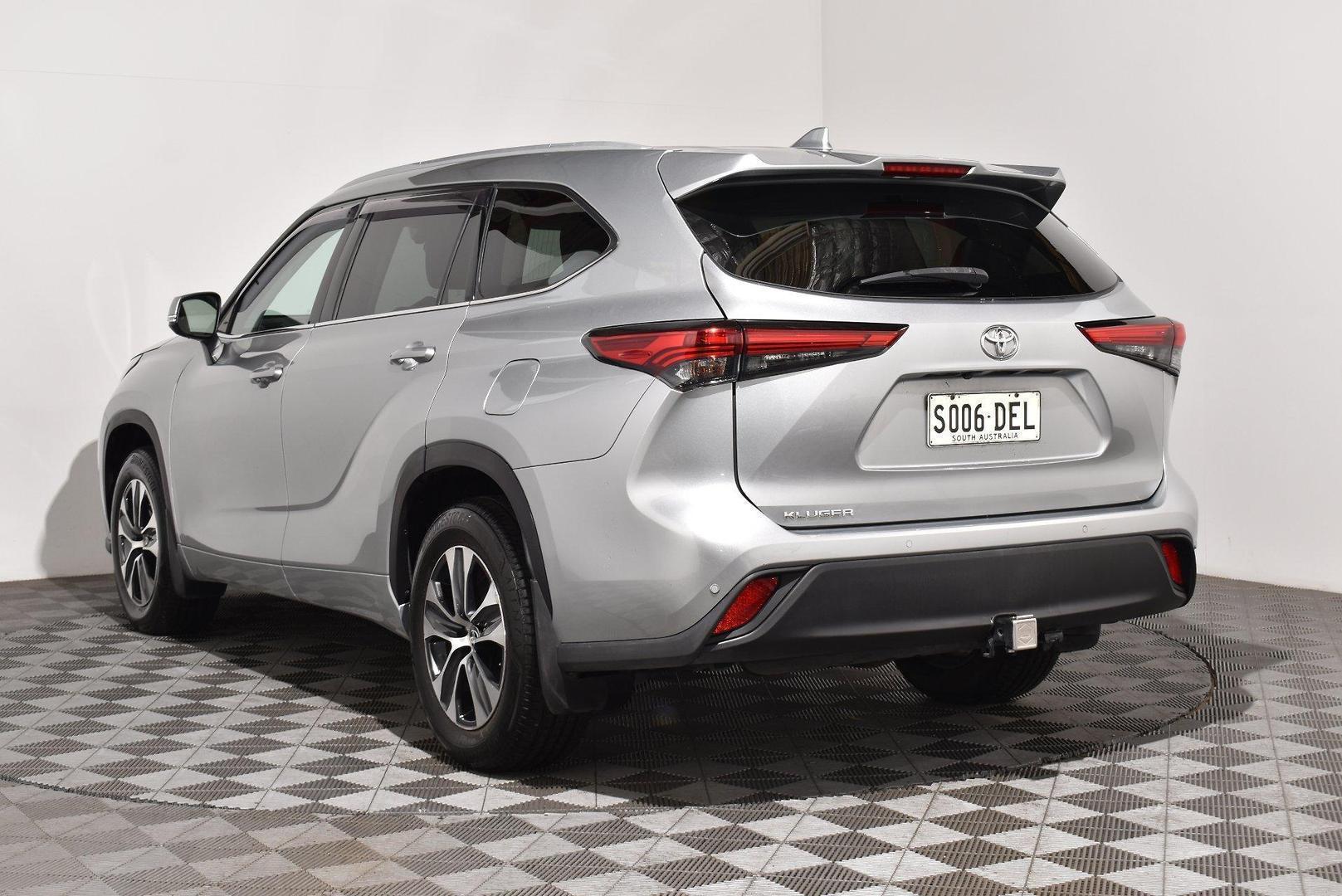 2021 Toyota Kluger GXL — photo 2