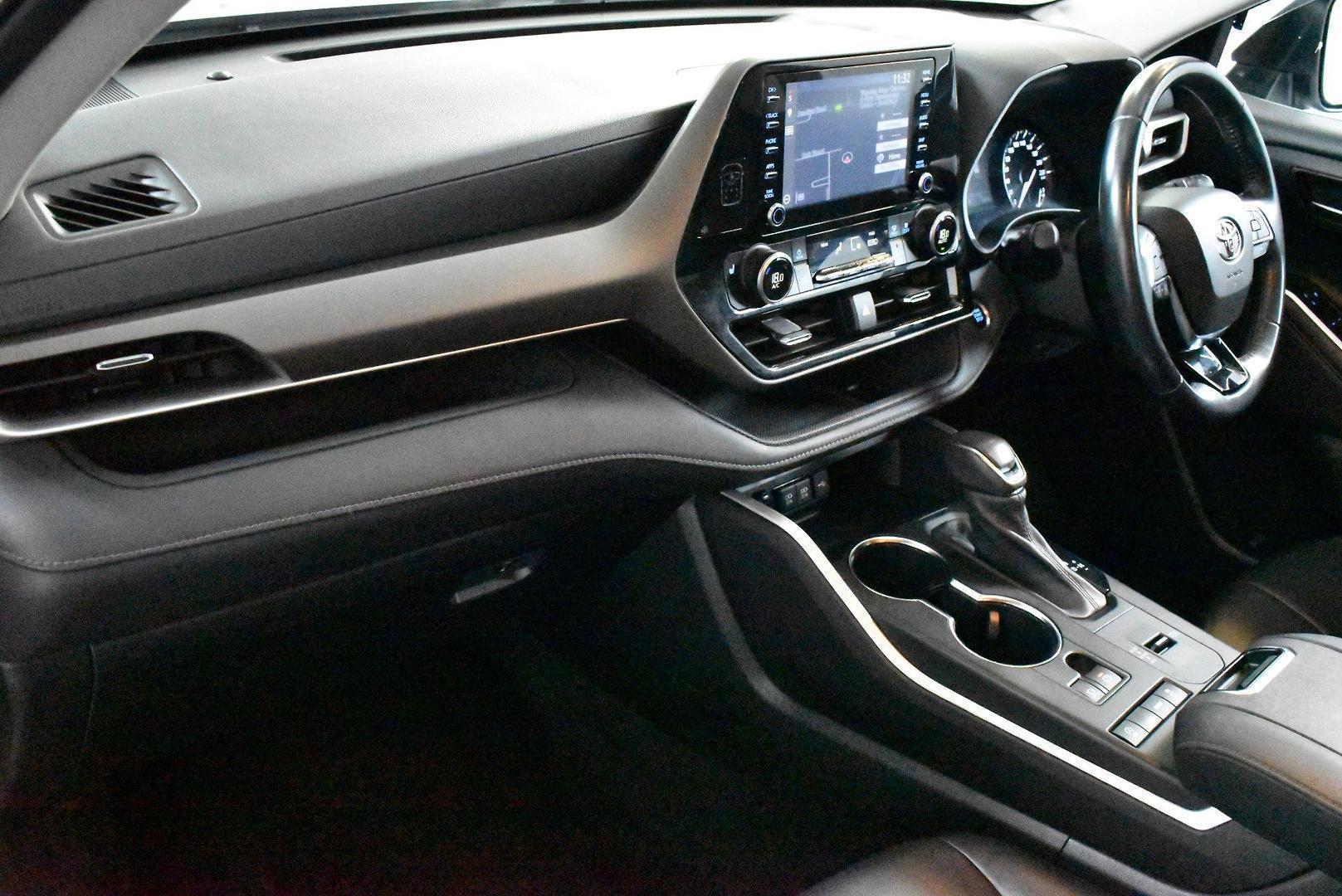 2021 Toyota Kluger GXL — photo 6