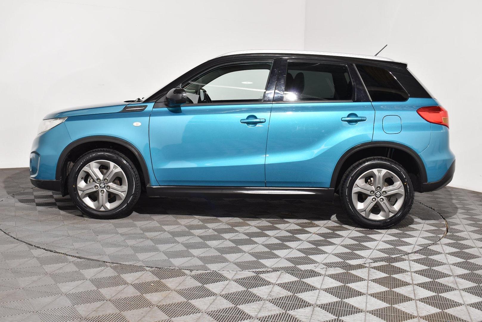 2017 Suzuki Vitara RTS — photo 10