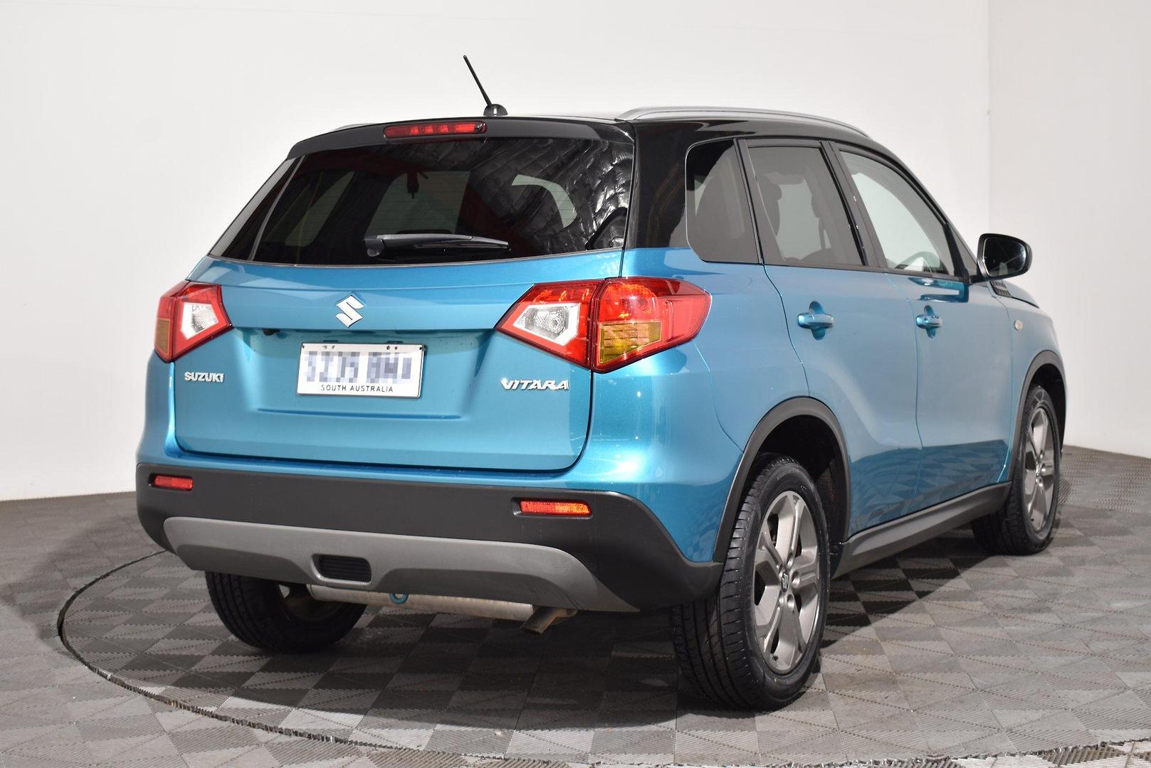 2017 Suzuki Vitara RTS — photo 13