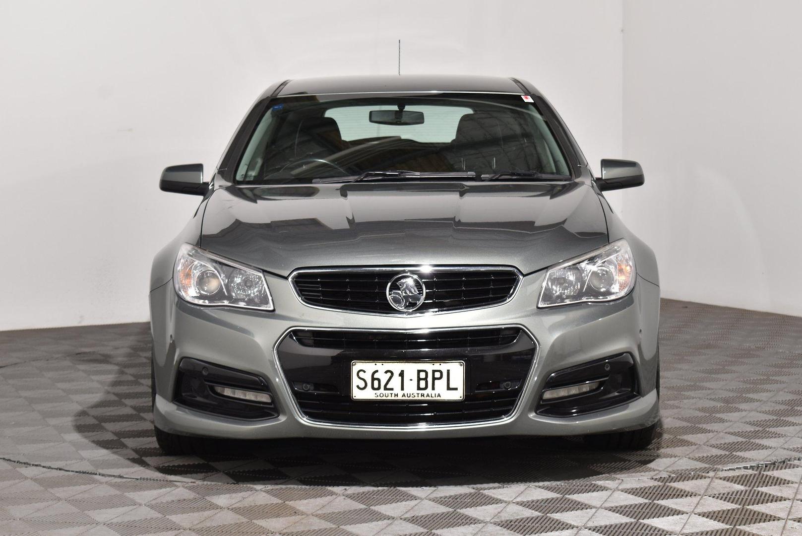 2015 Holden Commodore SS — photo 3