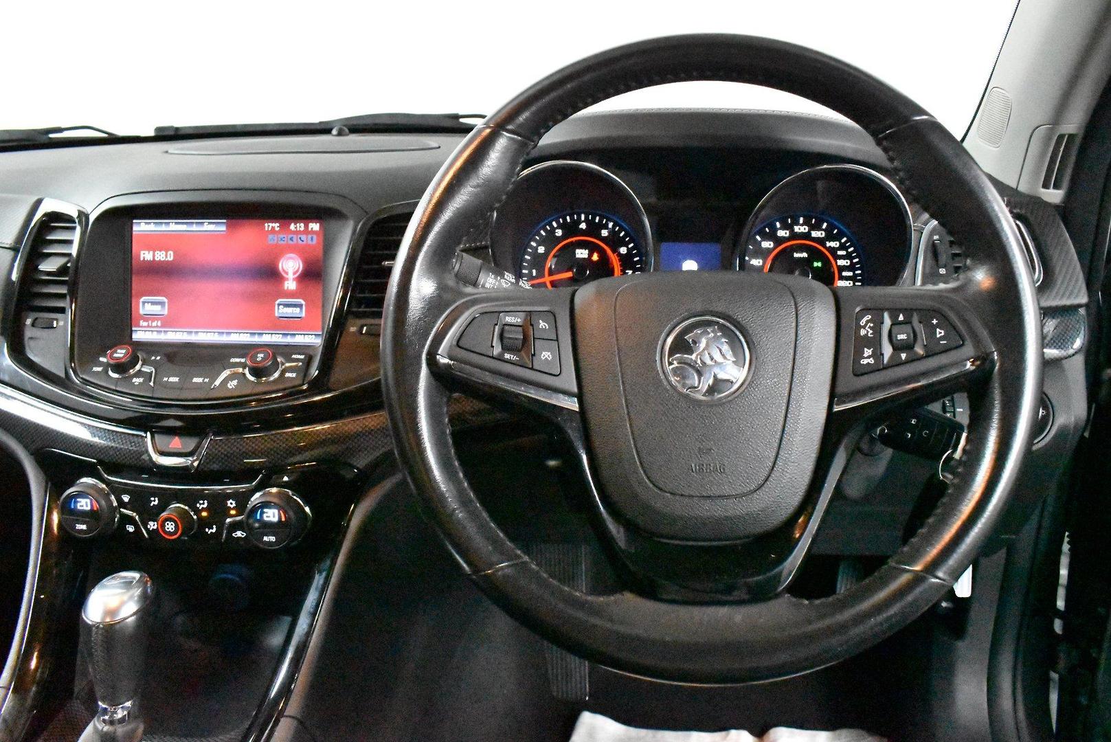 2015 Holden Commodore SS — photo 5