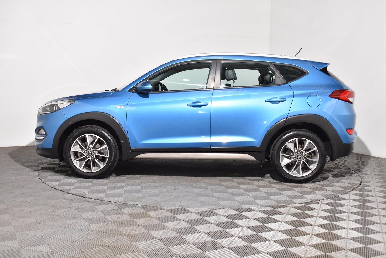 2017 Hyundai Tucson Active X — photo 11
