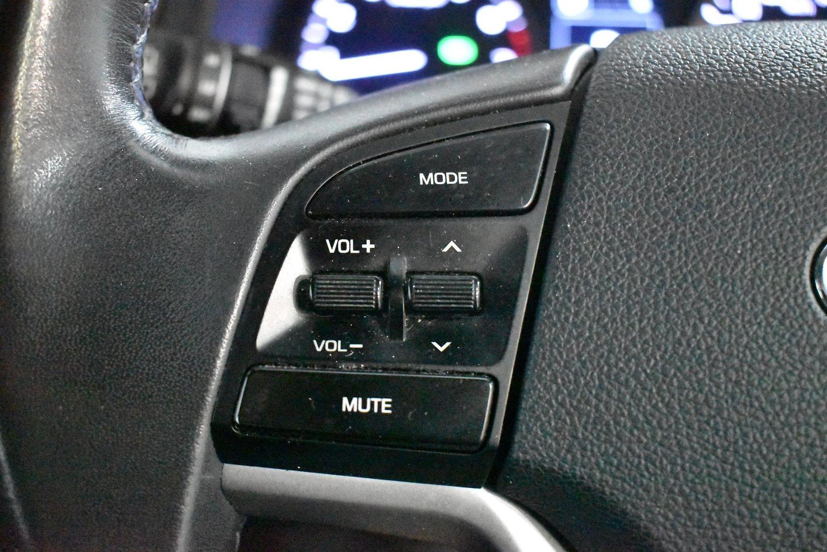 2017 Hyundai Tucson Active X — photo 21