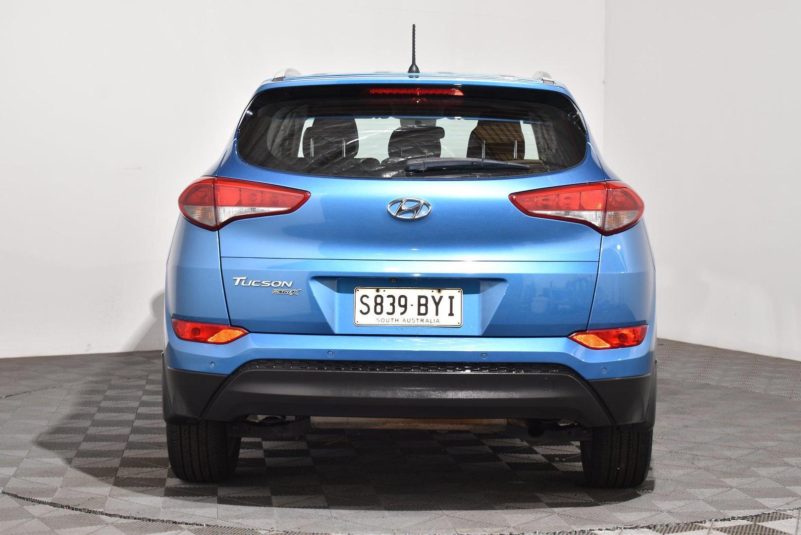 2017 Hyundai Tucson Active X — photo 4