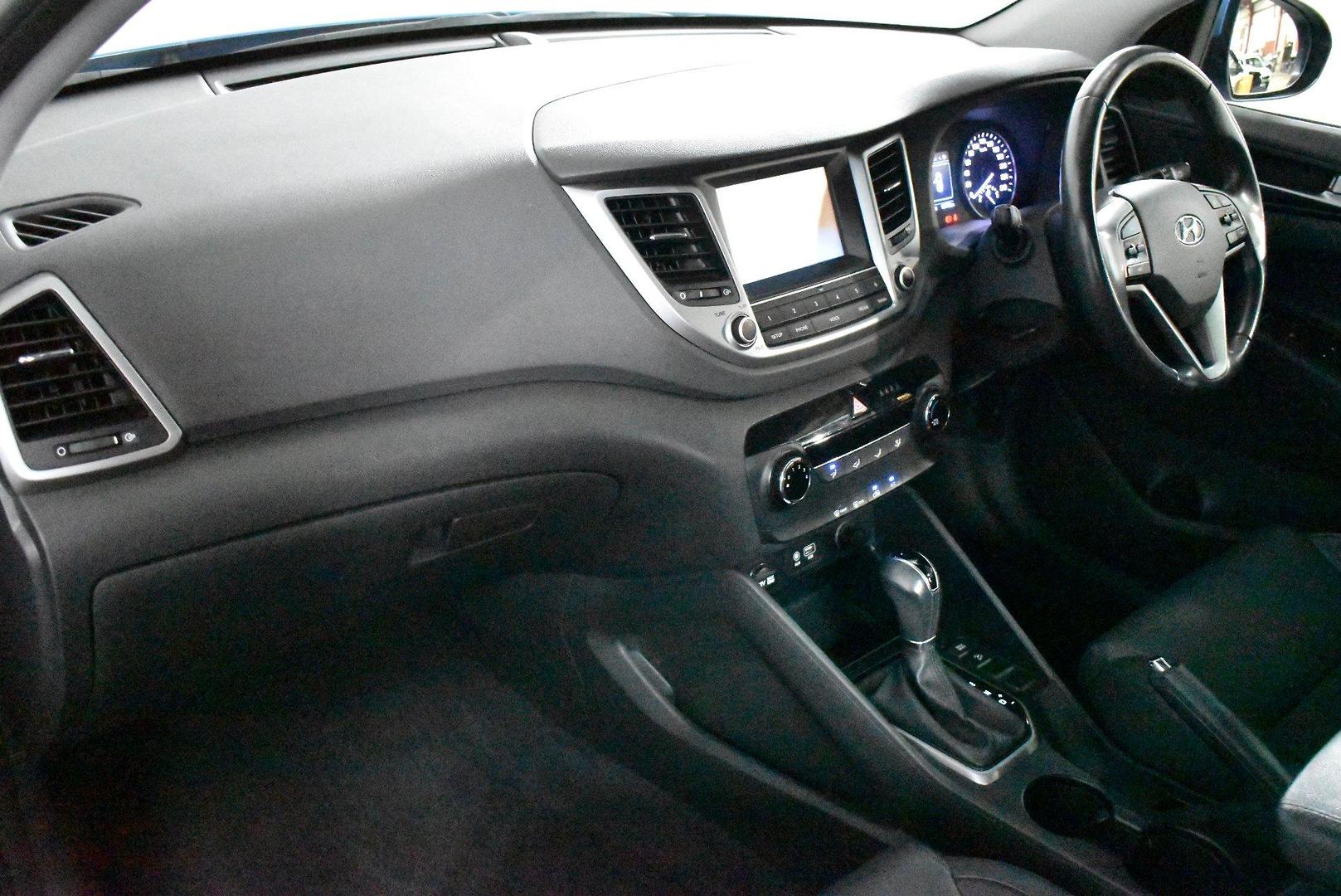 2017 Hyundai Tucson Active X — photo 6