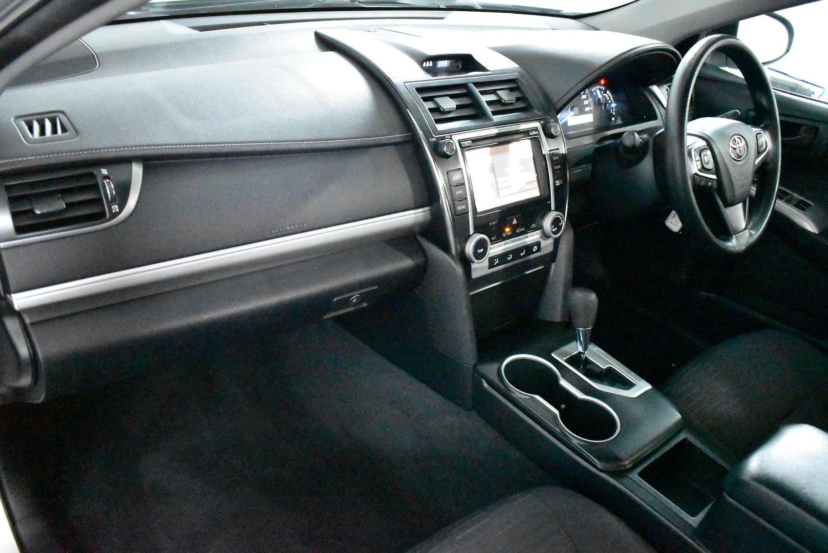 2017 Toyota Camry Altise — photo 6
