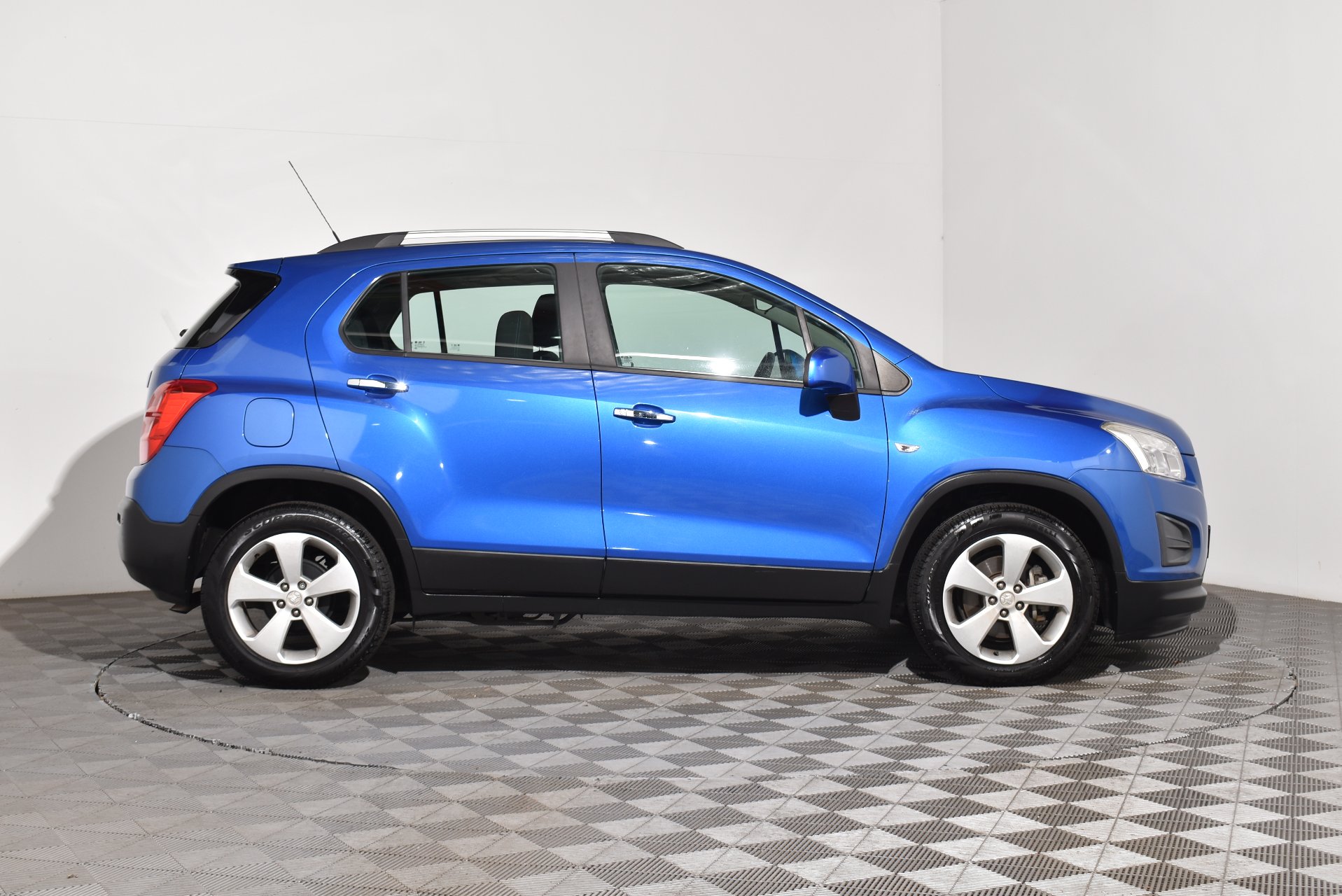 2016 Holden Trax Active — photo 9