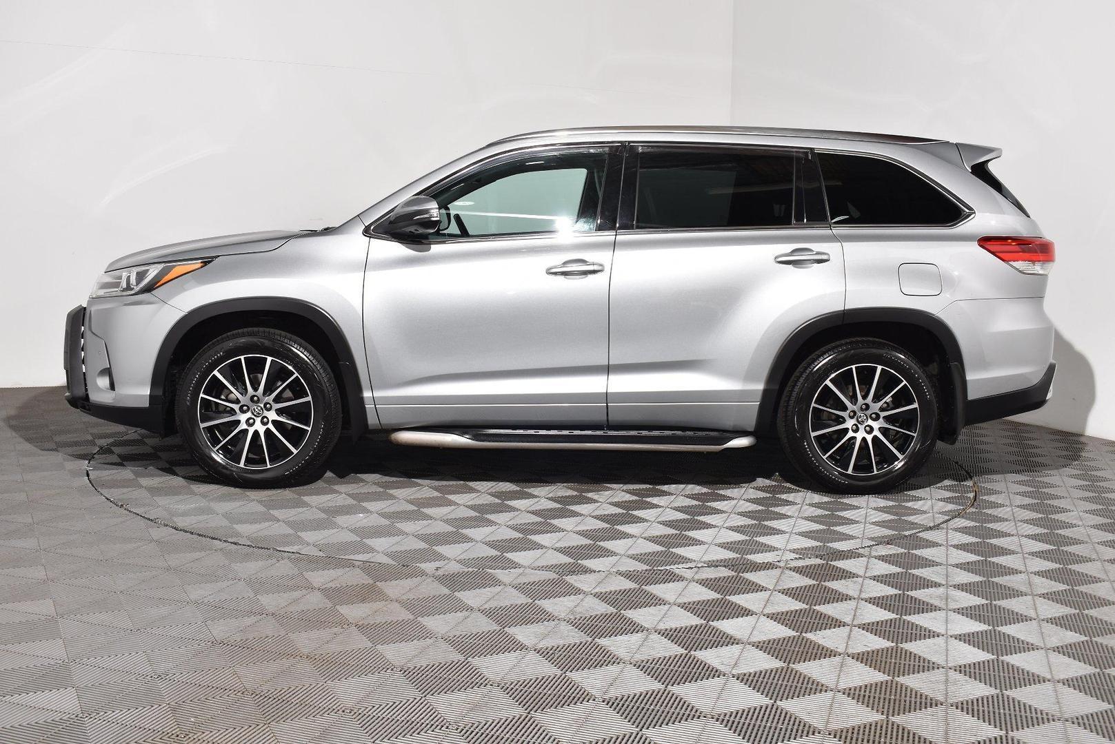 2018 Toyota Kluger Grande — photo 10