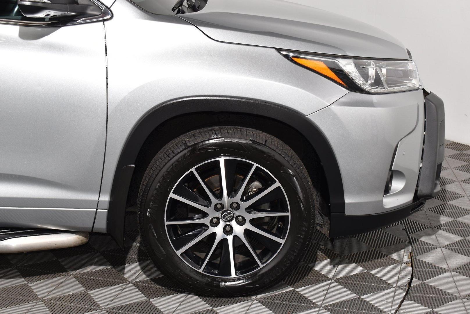 2018 Toyota Kluger Grande — photo 17
