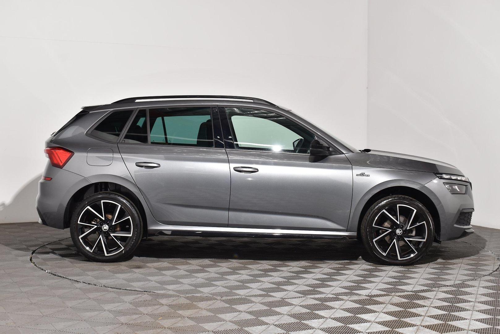 2022 SKODA Kamiq 110TSI Monte Carlo — photo 10
