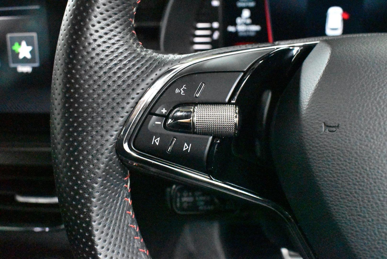 2022 SKODA Kamiq 110TSI Monte Carlo — photo 21