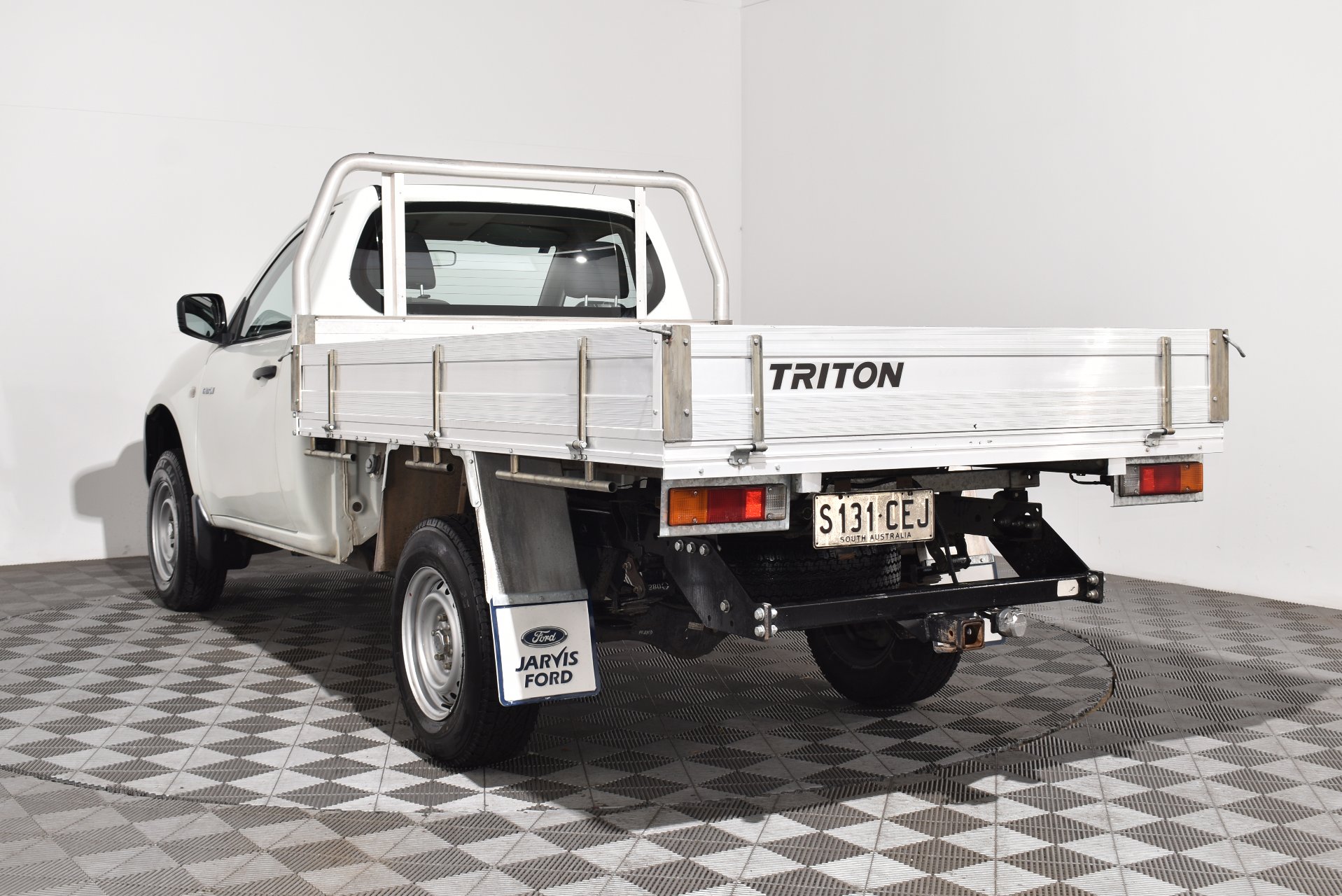 2014 Mitsubishi Triton GL — photo 2