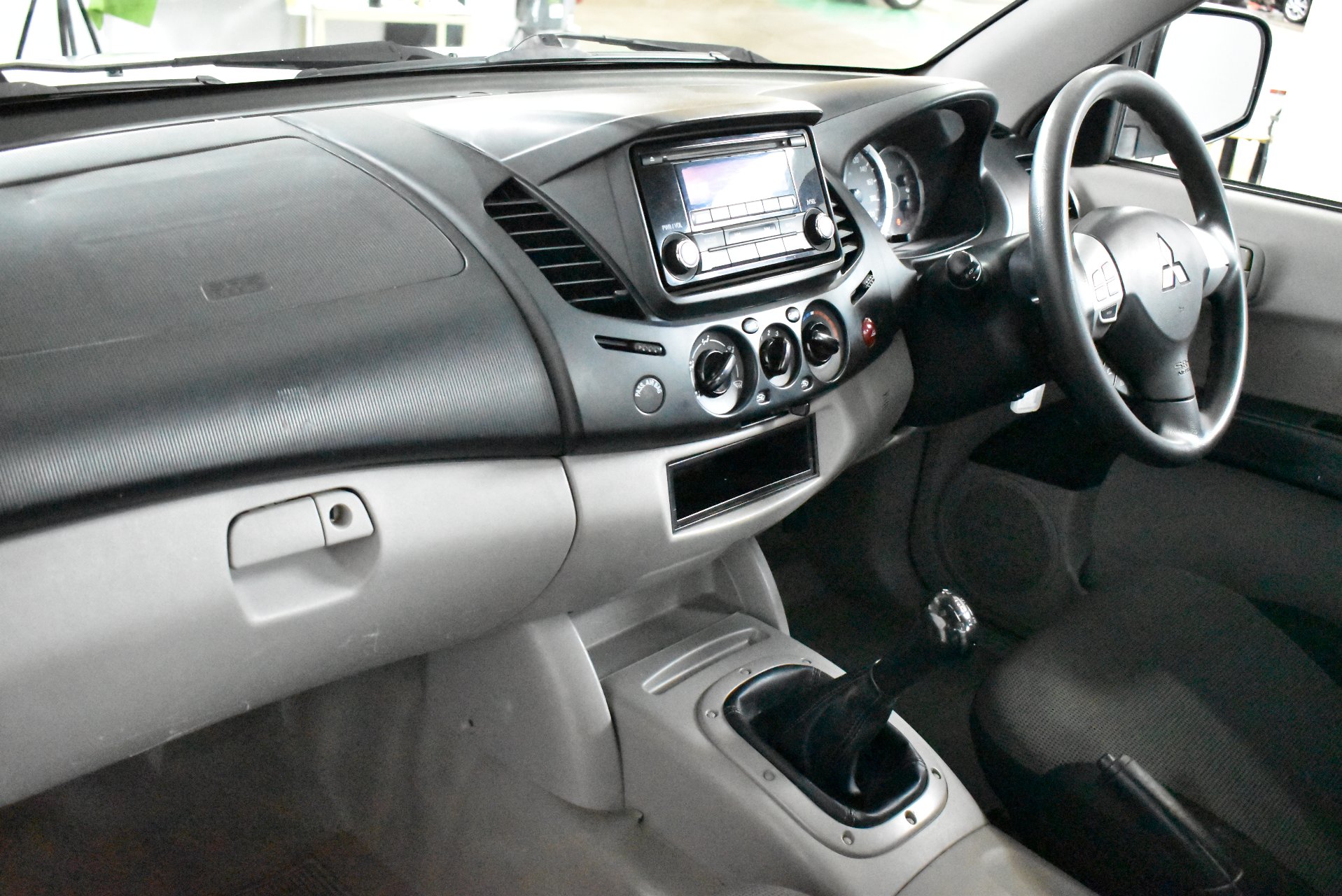 2014 Mitsubishi Triton GL — photo 6