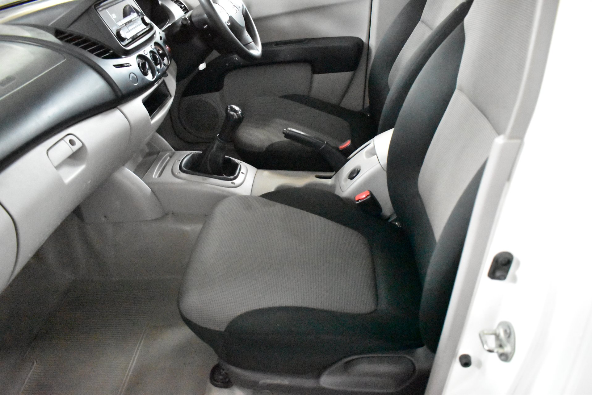 2014 Mitsubishi Triton GL — photo 7