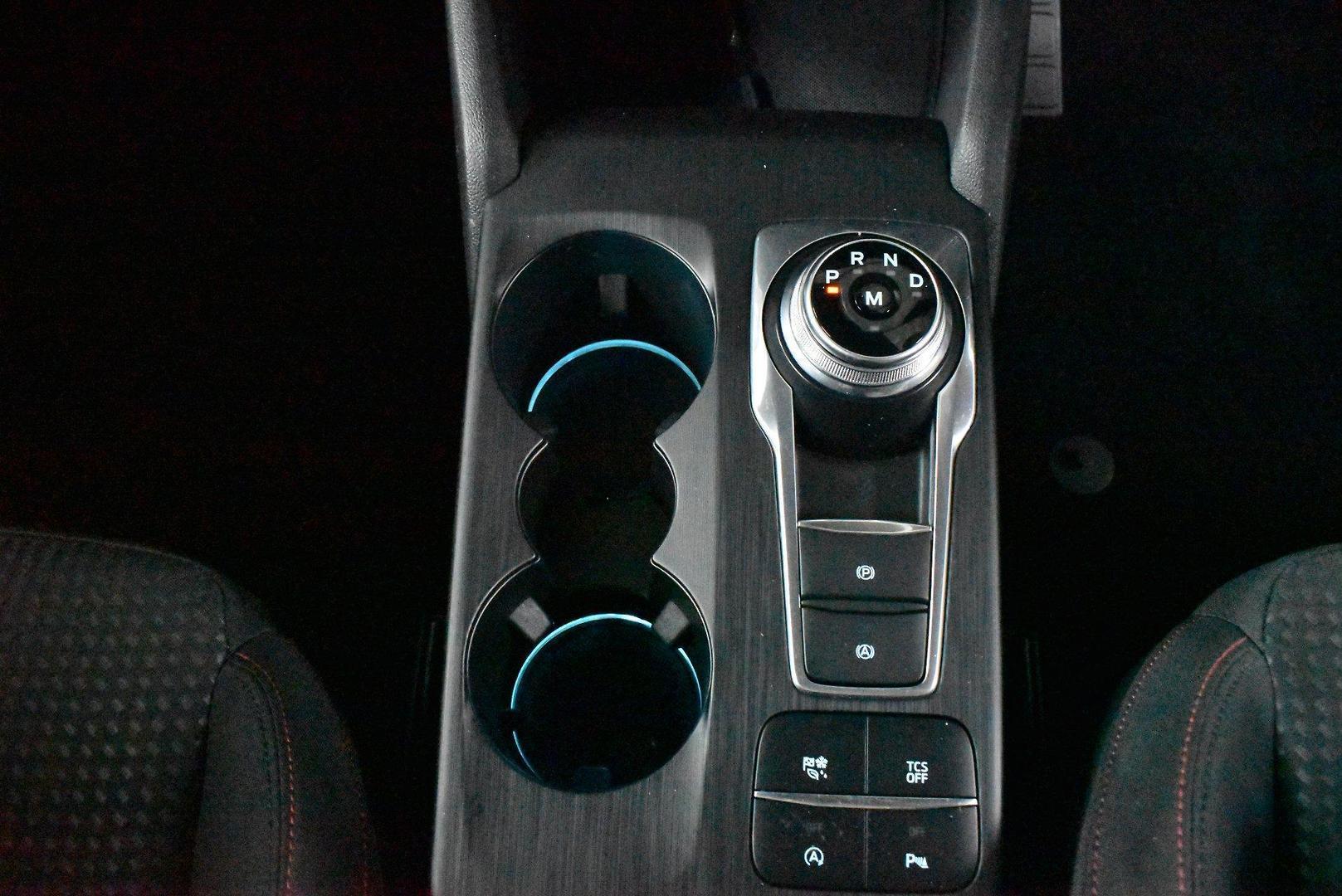 2020 Ford Focus STLine — photo 19