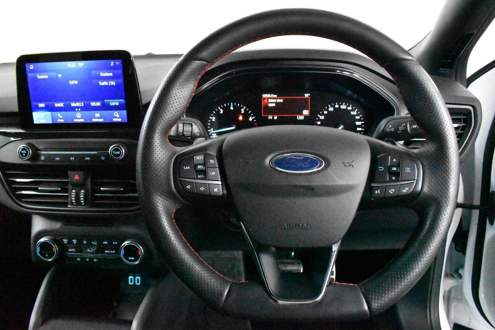 2020 Ford Focus STLine — photo 5