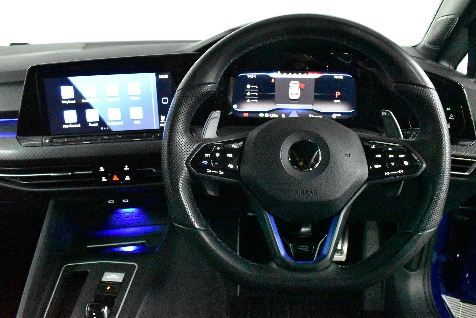 2022 Volkswagen Golf R — photo 5