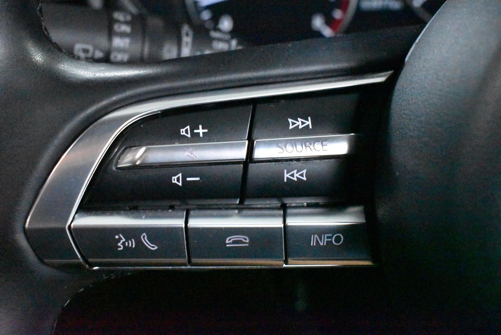 2022 Mazda CX-30 G20 Touring — photo 21