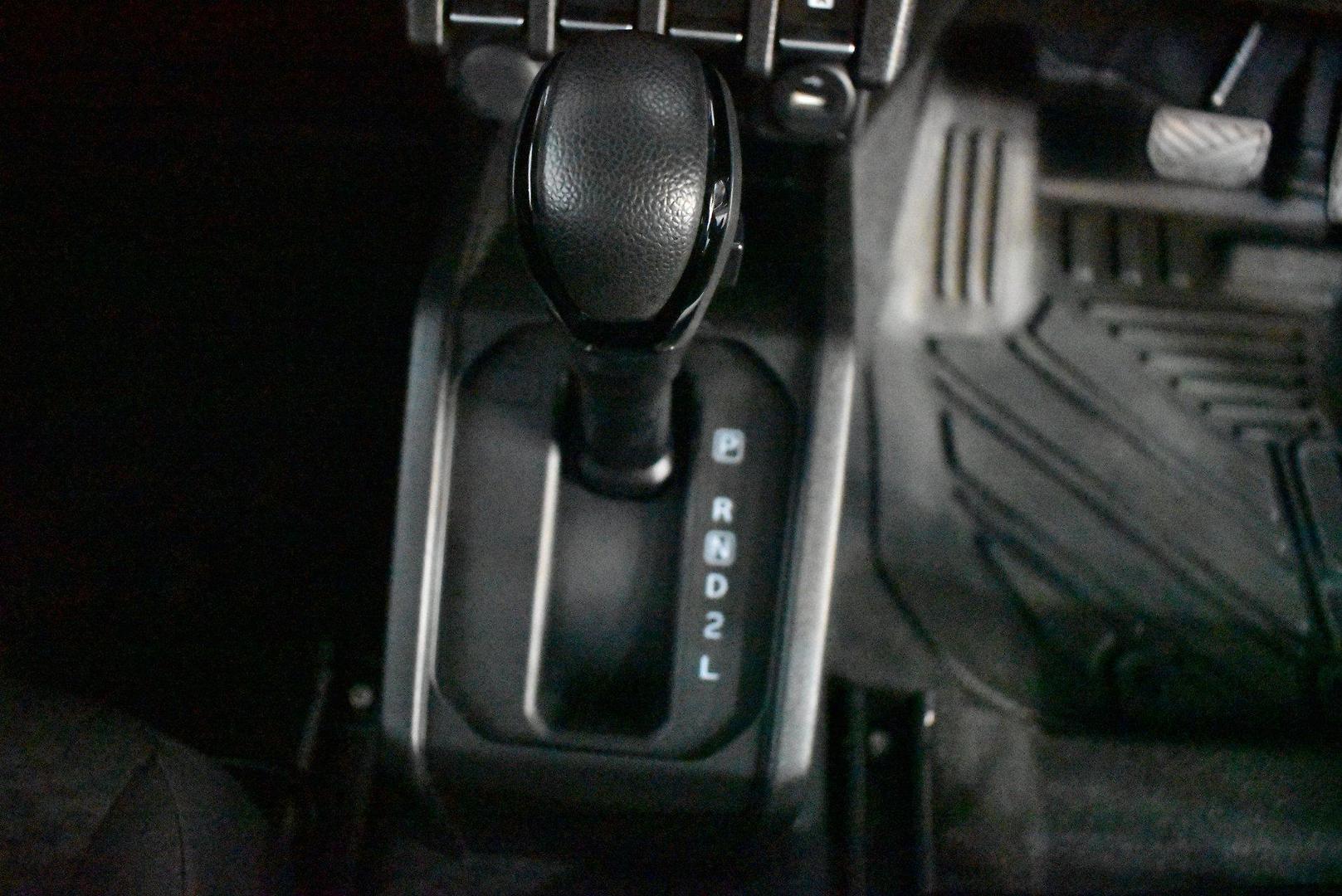 2022 Suzuki Jimny — photo 20