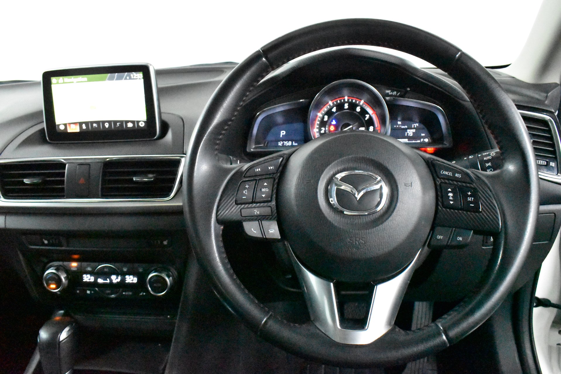 2014 Mazda 3 SP25 Astina — photo 5