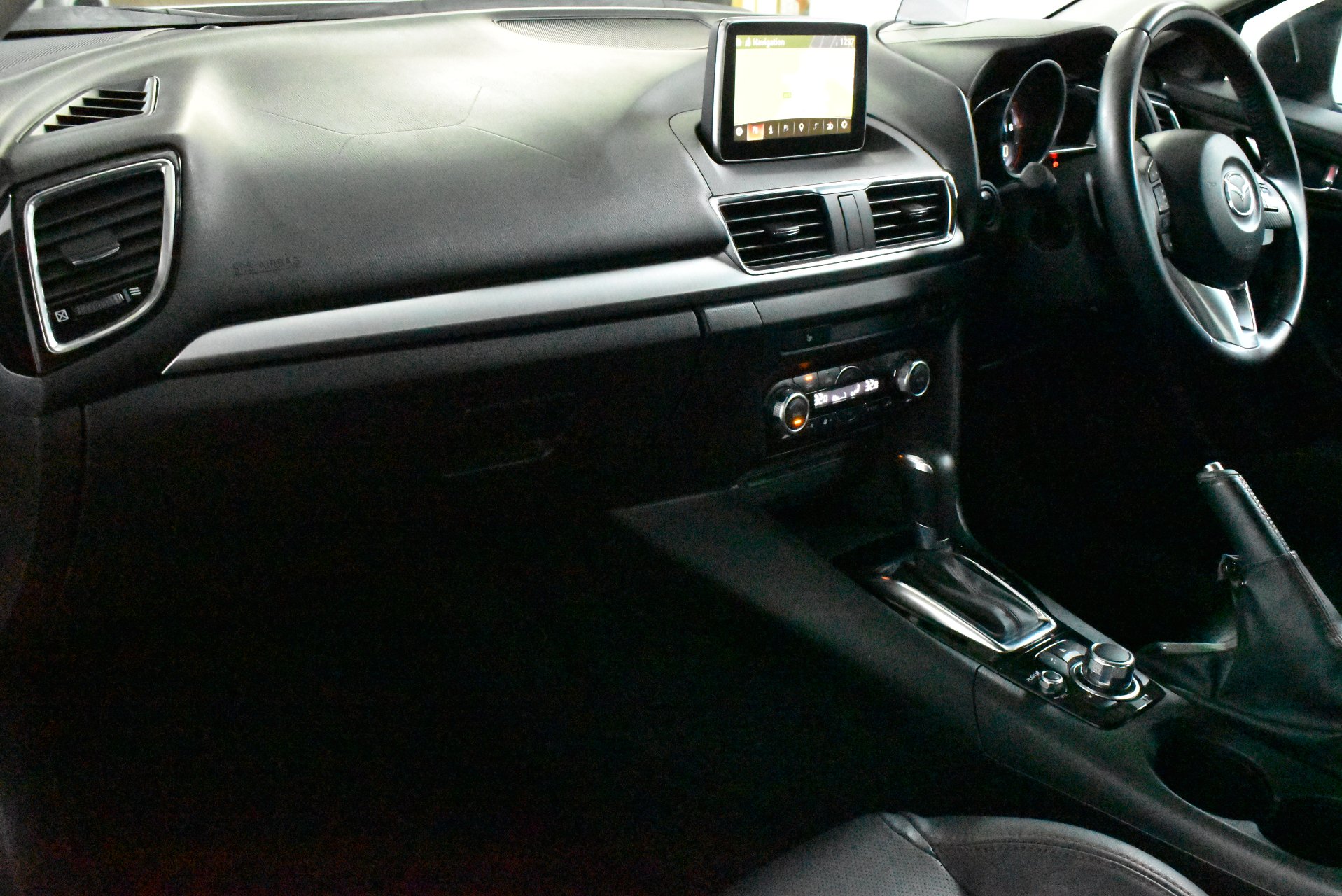 2014 Mazda 3 SP25 Astina — photo 6