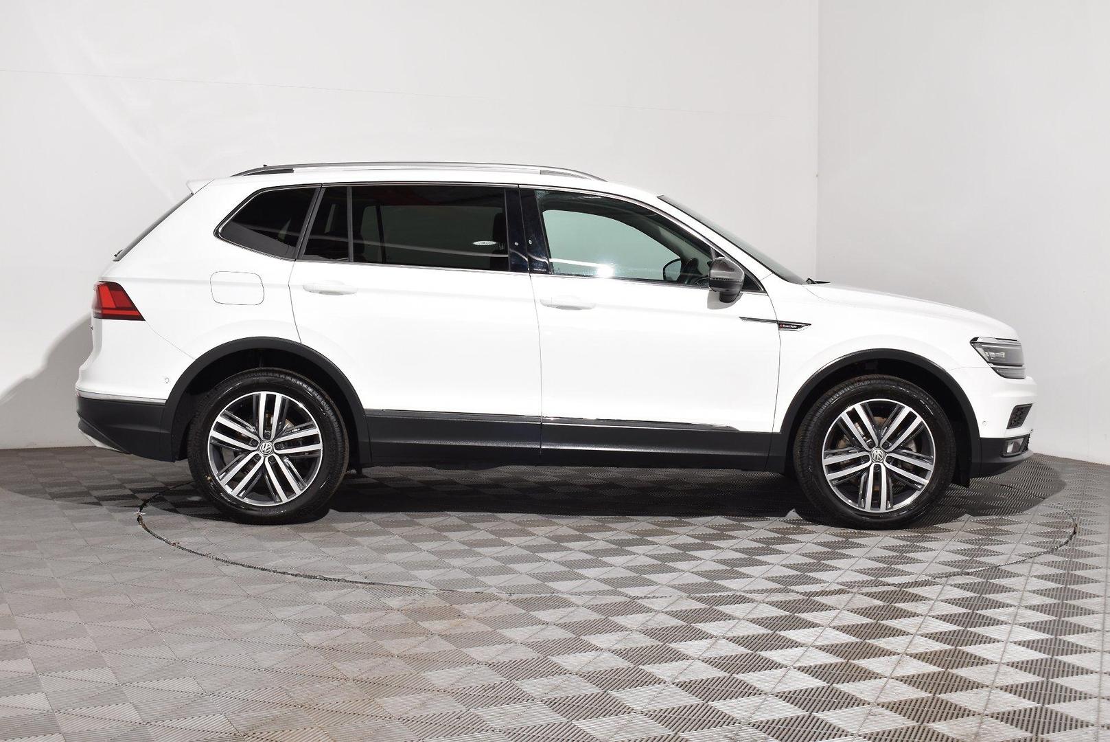 2020 Volkswagen Tiguan 162TSI Highline Allspace — photo 11