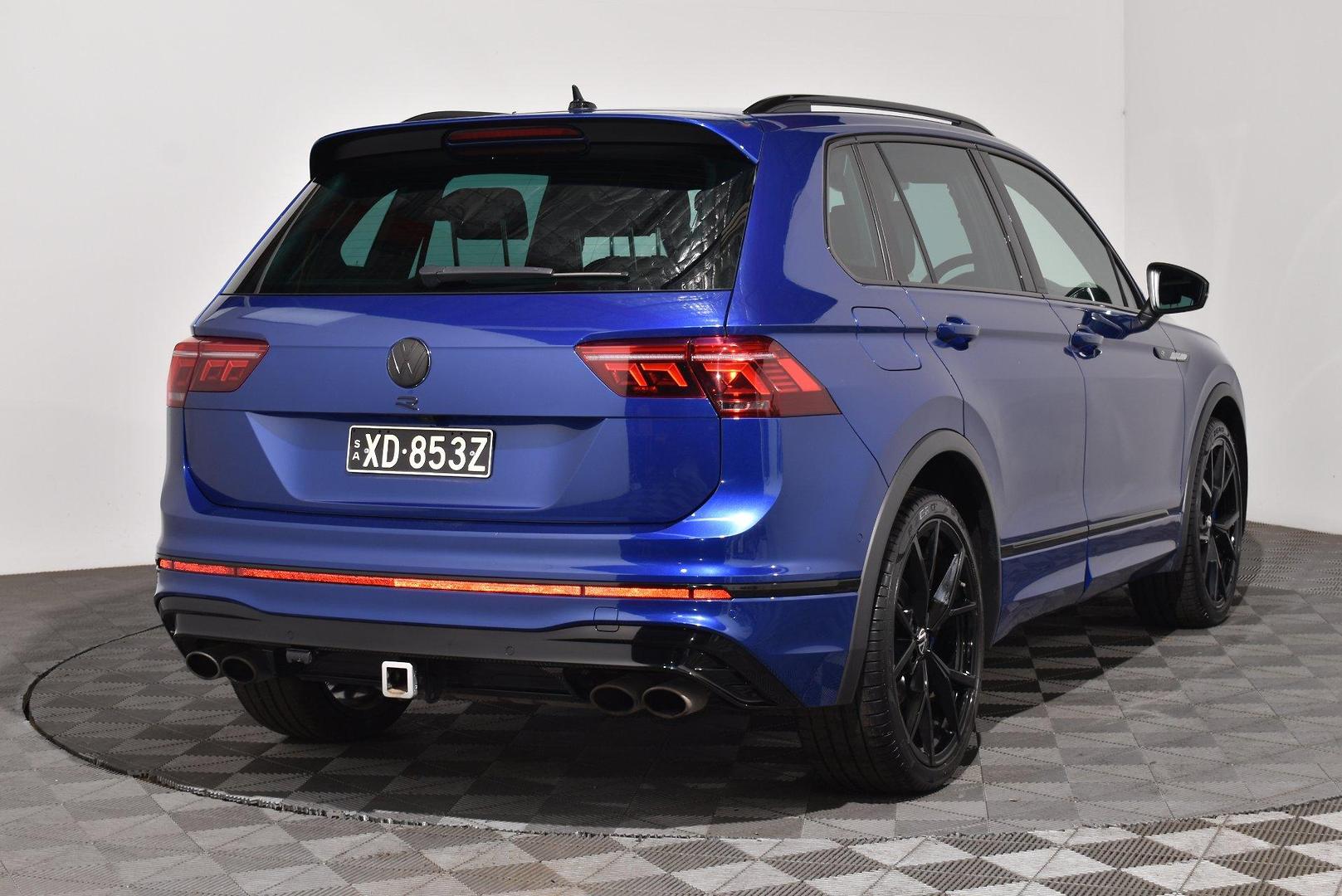 2023 Volkswagen Tiguan R — photo 14