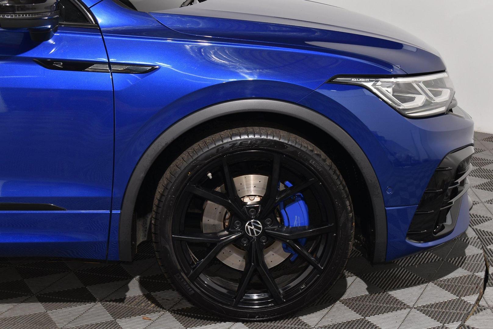 2023 Volkswagen Tiguan R — photo 18