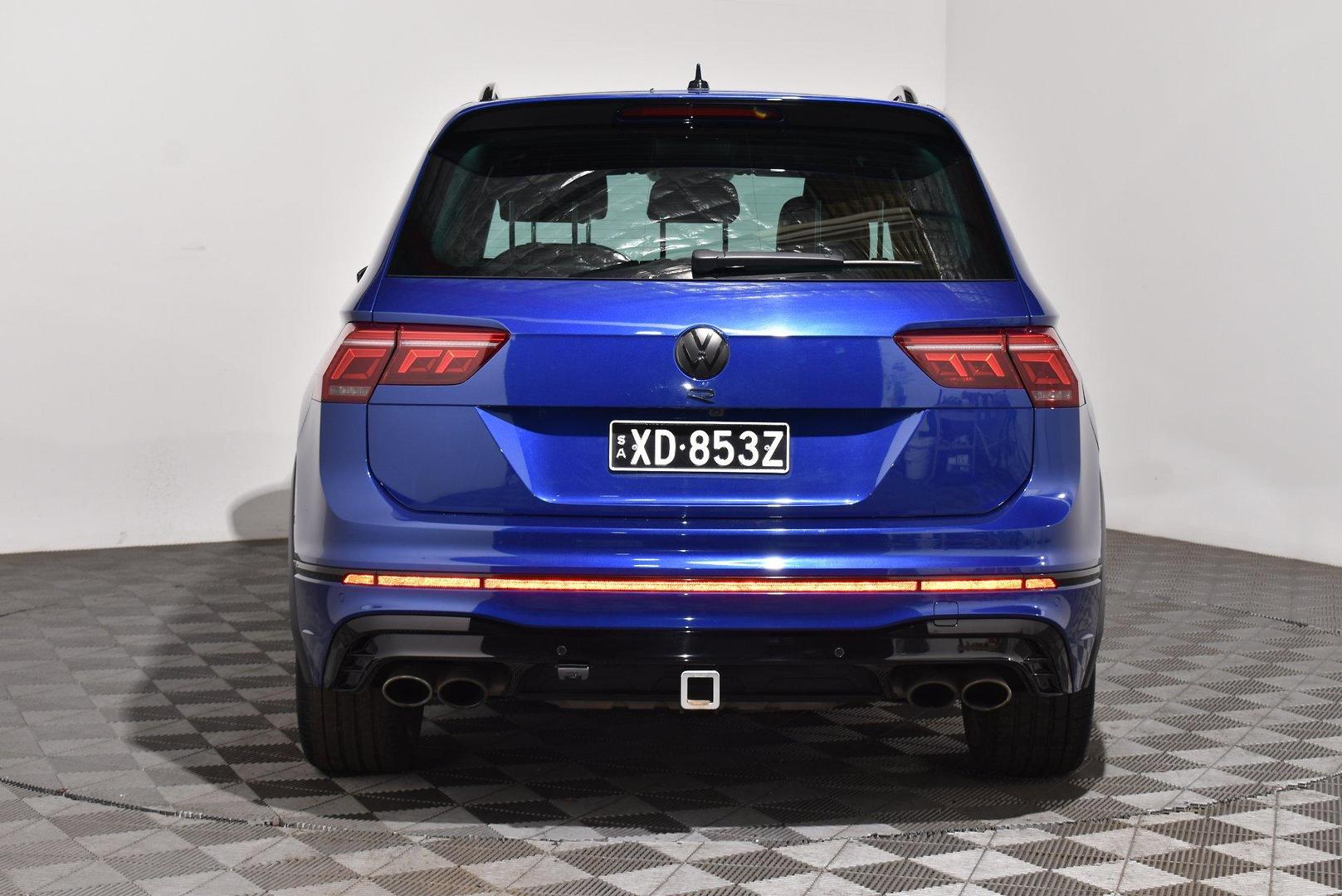2023 Volkswagen Tiguan R — photo 4